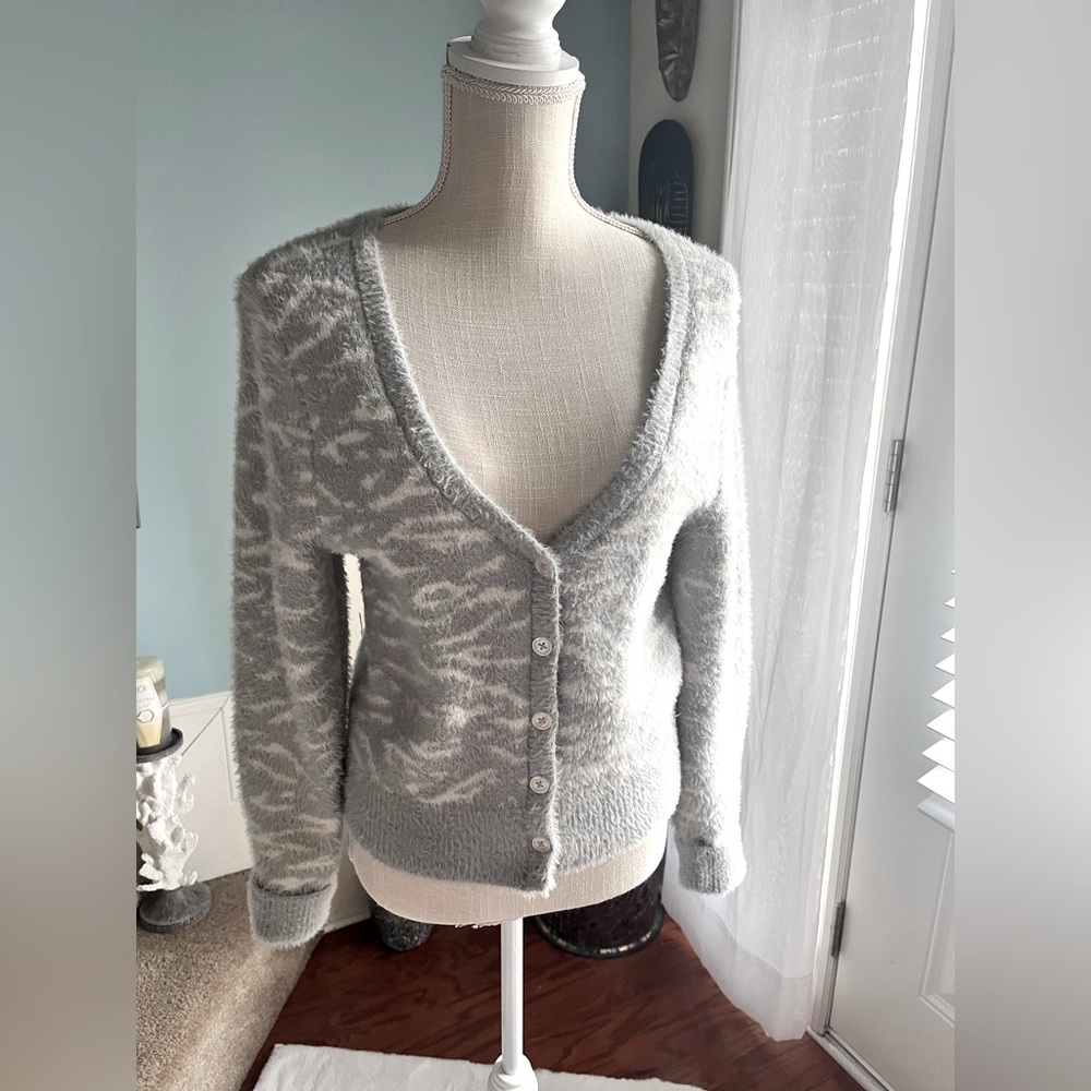 Abercrombie & Fitch Soft knit Sweater🩶